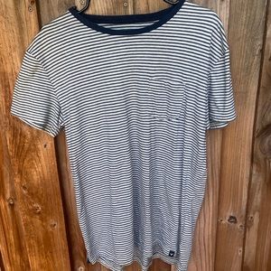 American Eagle T-shirt